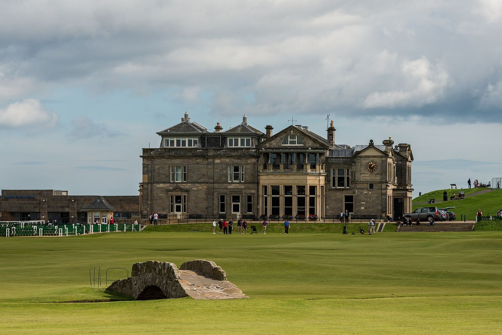 Famous Golf Courses: Who Can Actually Play the Icons, and What It Costs